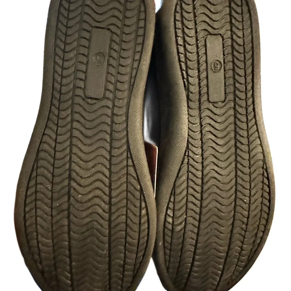 New With Tags Boys Loafer Casual School Flat Boat Shoes(Toddler/Little Kid) - Picture 6 of 8